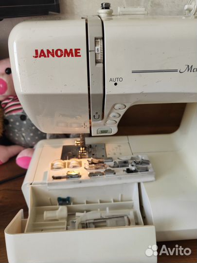 Швейная машина janome 5200