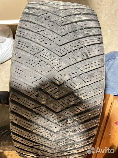 Goodyear UltraGrip 265/50 R20