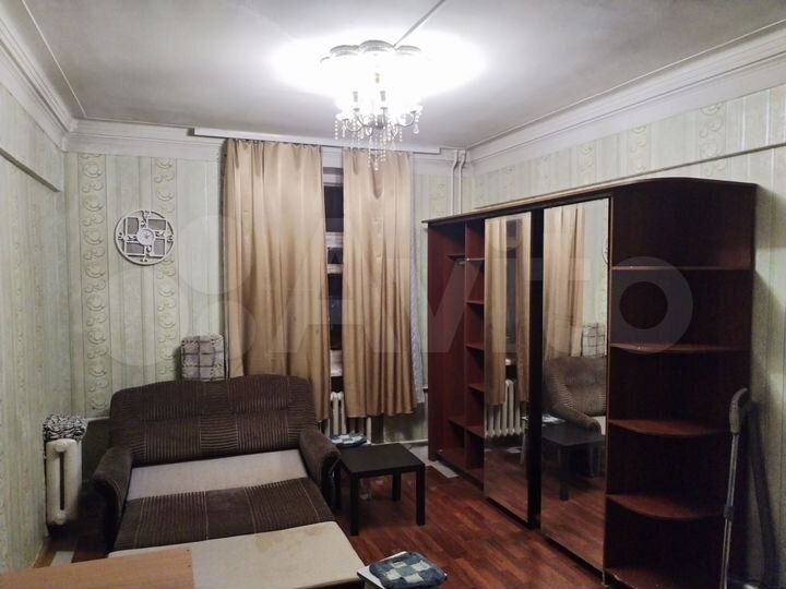 Комната 23 м² в 4-к., 1/3 эт.