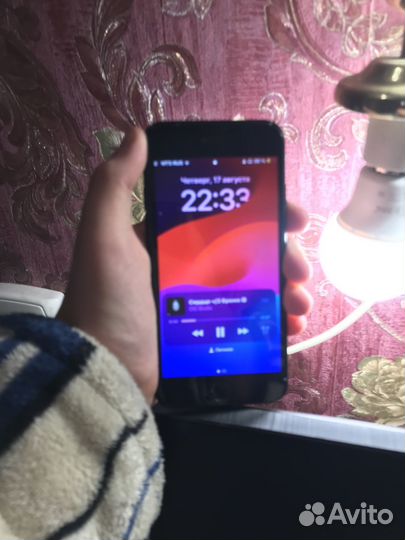iPhone SE (2020), 64 ГБ