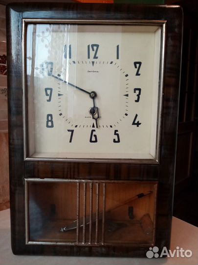 Часы настенные механические СССР