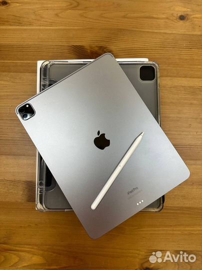 Планшет Apple iPad Pro 12.9 M2 (2022) 128Gb