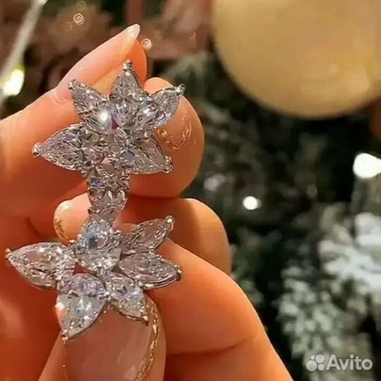 Серьги с цирконами