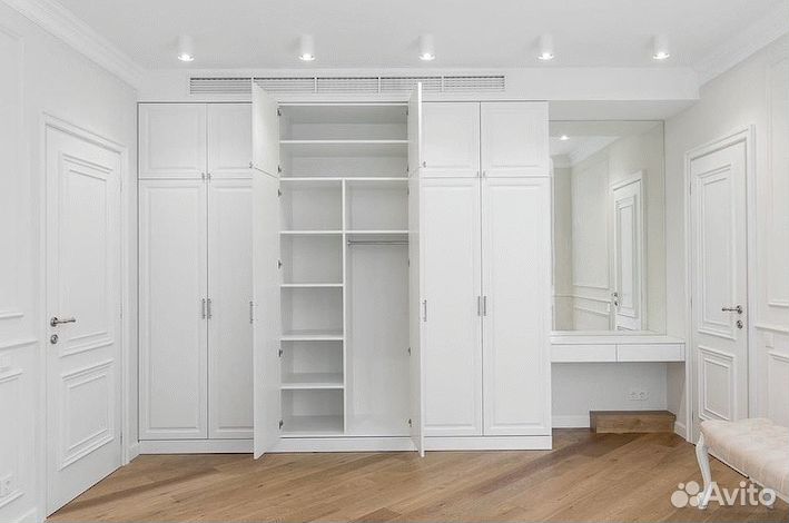 Шкаф распашной на заказ от фабрики