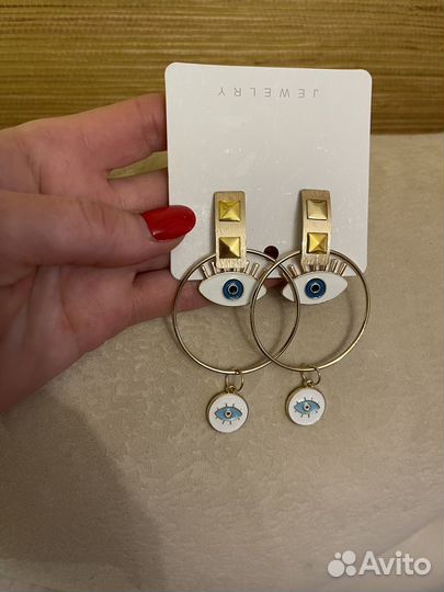 Брошь Schiaparelli