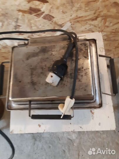 Вафельница СССР электрическая