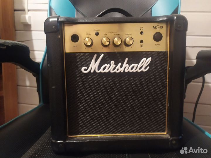 Гитарный комбоусилитель Marshall MG10