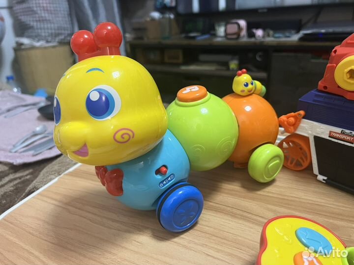 Гусеница на пульте управления