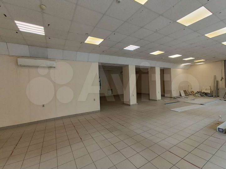 Торговое на пр. Ленина красная линия 180 м²
