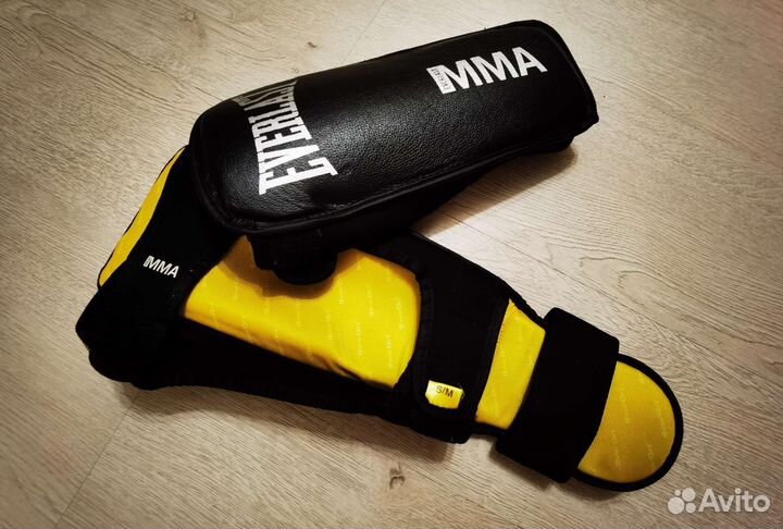 Перчатки боксерские и защита голени Everlast