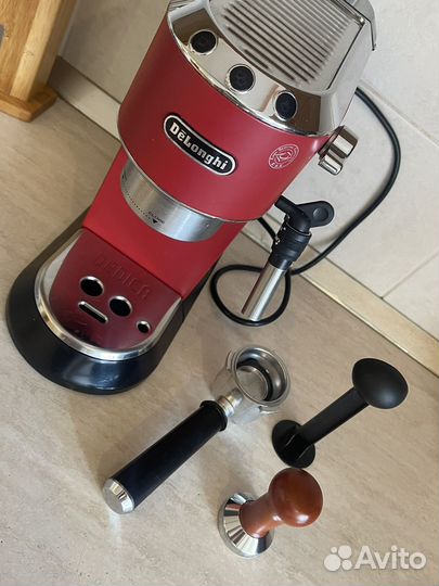 Кофеварка delonghi