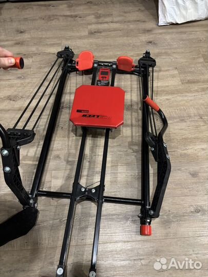 Гребной тренажер Leco