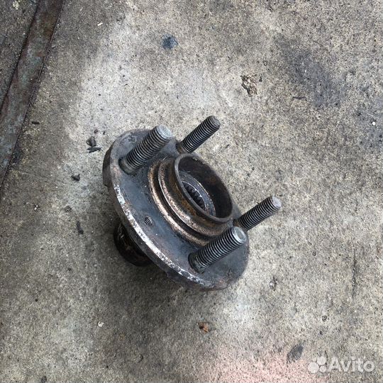 Ступица передняя kia rio 3 без подшипника