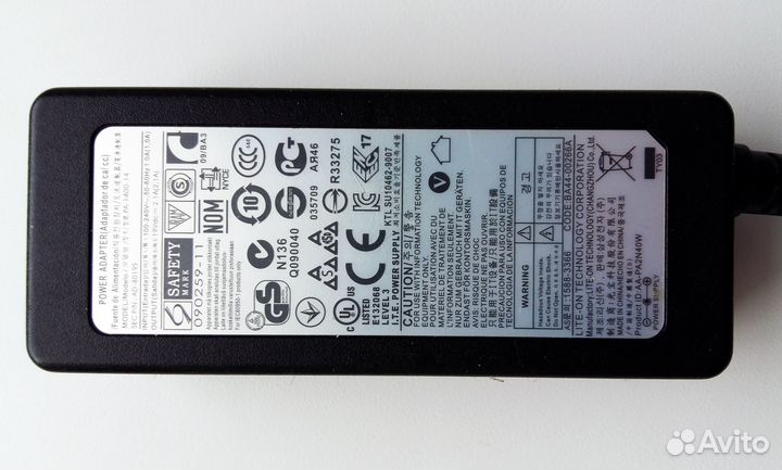 Зарядное устройство на нетбук Samsung