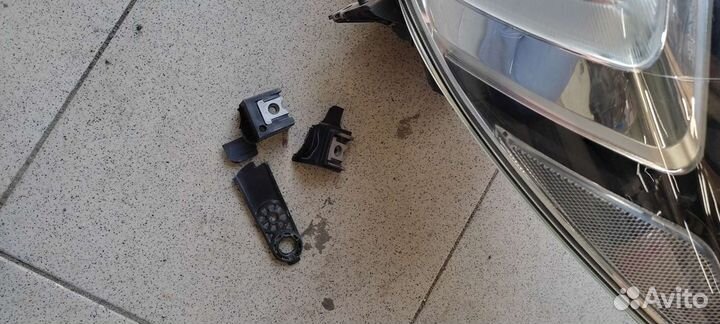 Фара передняя левая subaru outback 2017г