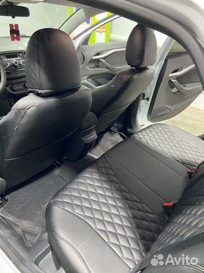 Чехлы Байрон Hyundai Elantra 6(18-20) чёрный ромб