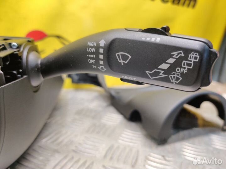 Блок подрулевых переключателей Audi S4 Avant B8