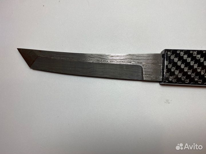 Карбоновый нож танто дамасская сталь