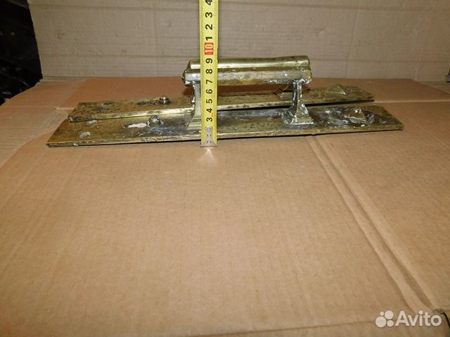 2 большие латунные,дверные ручки и дома фабриканта