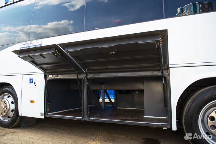 Туристический автобус Higer KLQ 6826 Q, 2023