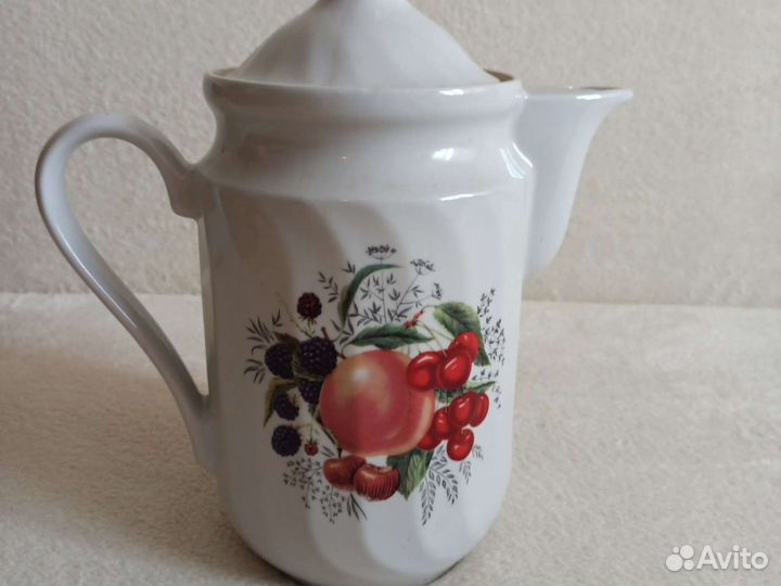 Ваза керамическая с позолотой, новая