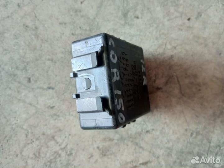 Блок управления дворниками Toyota Corolla 150