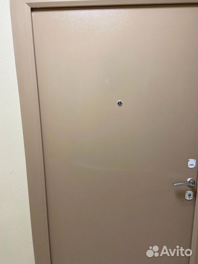 Входная металическая б/у нестандарт