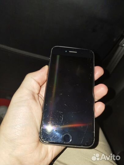 iPhone 8, 64 ГБ