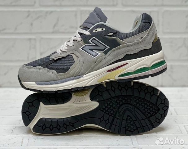 Кроссовки new balance 2002r