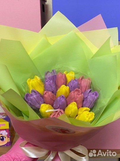 Шоколадный букет тюльпаны