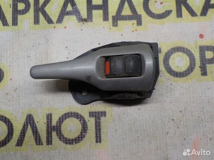 Ручка двери внутренняя правая Toyota Corolla (E15