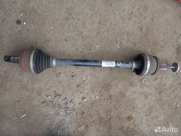 Приводной вал задний Volvo Xc90