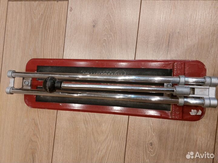 Плиткорез ручной