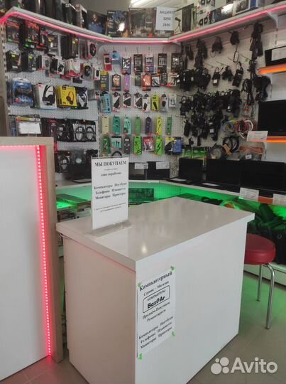 Ноутбук свежий 4 ядра SSD диск Win 10