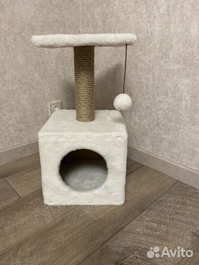 Домик для кошки с когтеточкой новый