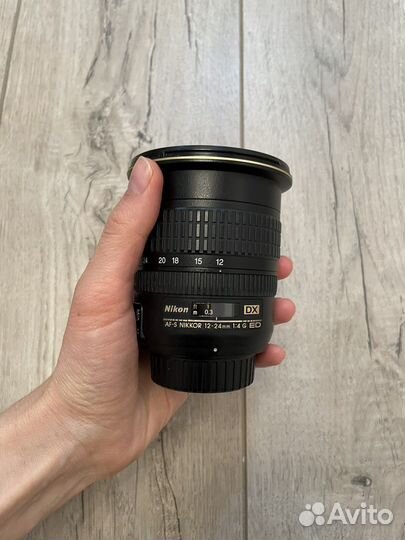 Объектив nikon 12-24mm f4