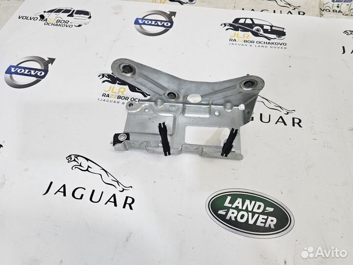 Кронштейн магнитолы Jaguar XE X760