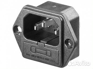 Штекер AC на корпус