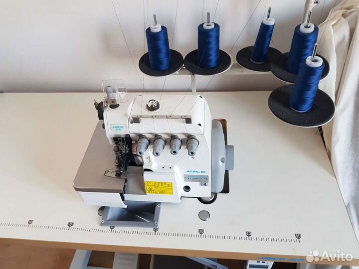 Оверлок 5 ниточный Jack JK-805-M2-35