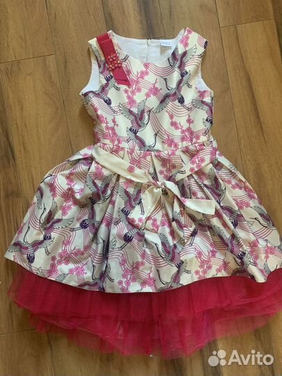 Платье нарядное 122