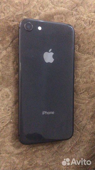 iPhone 8, 64 ГБ