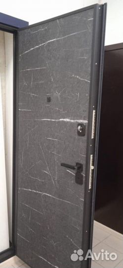 Металлическая дверь по индивидуальному заказу