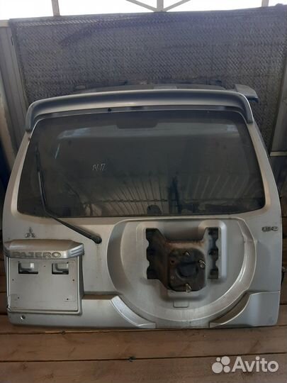 Крышка багажника Mitsubishi Pajero 3