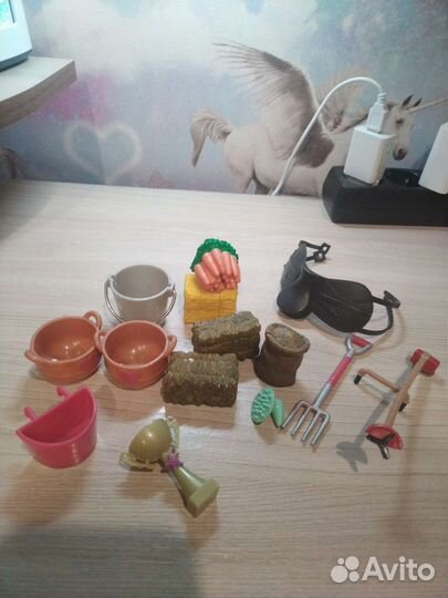 Аксессуары для игрушечных лошадей