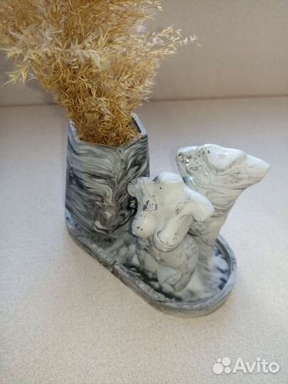 Торсы из гипса и свечи