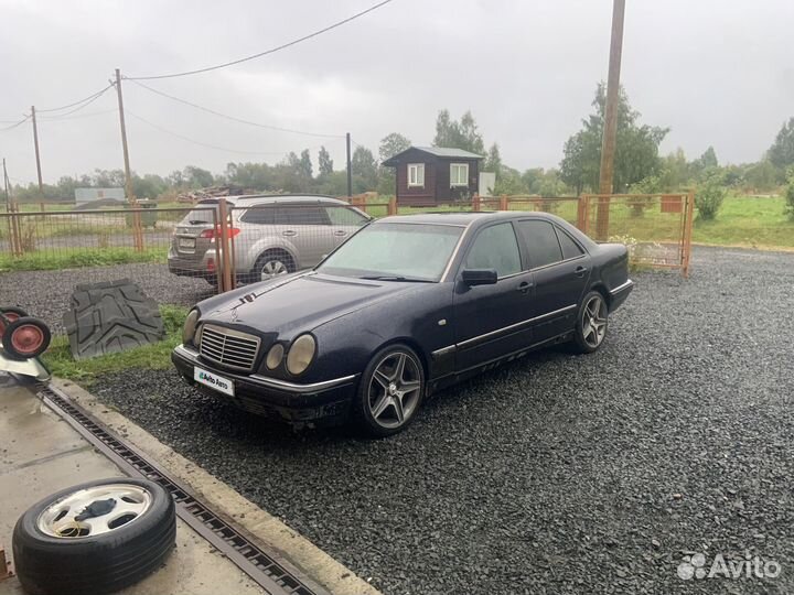 Mercedes-Benz E-класс 2.2 МТ, 1995, 444 444 км