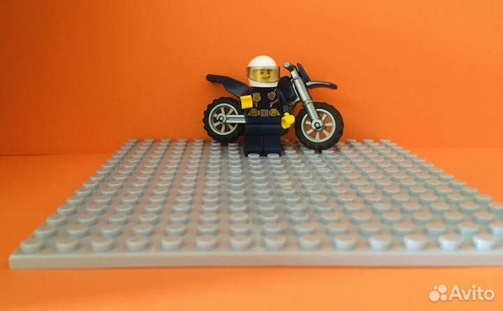 Lego минифигурки