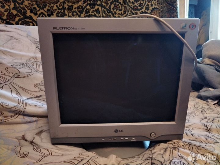 Монитор для компьютера LG flatron ez T710