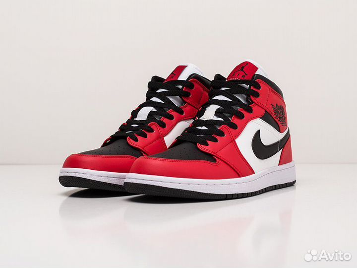 Кроссовки nike AIR jordan 1 MID
