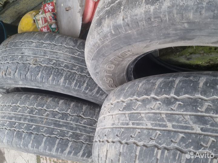 Bridgestone Dueler A/T 265/65 R17